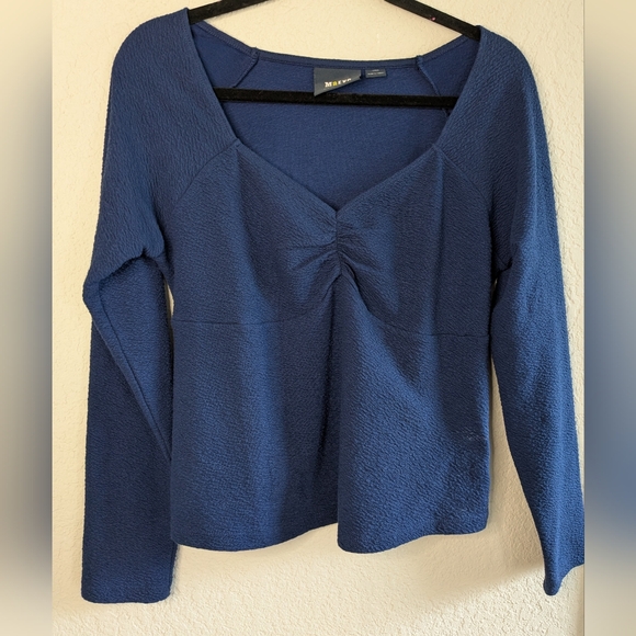 Anthropologie Tops - Anthropologie Maeve Textured Stretch Knit Top L Blue Sweetheart Neck LS Excellen